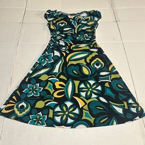 En Focus Studio Floral Pattern black blue Dress w ruched waist stretchy fabric